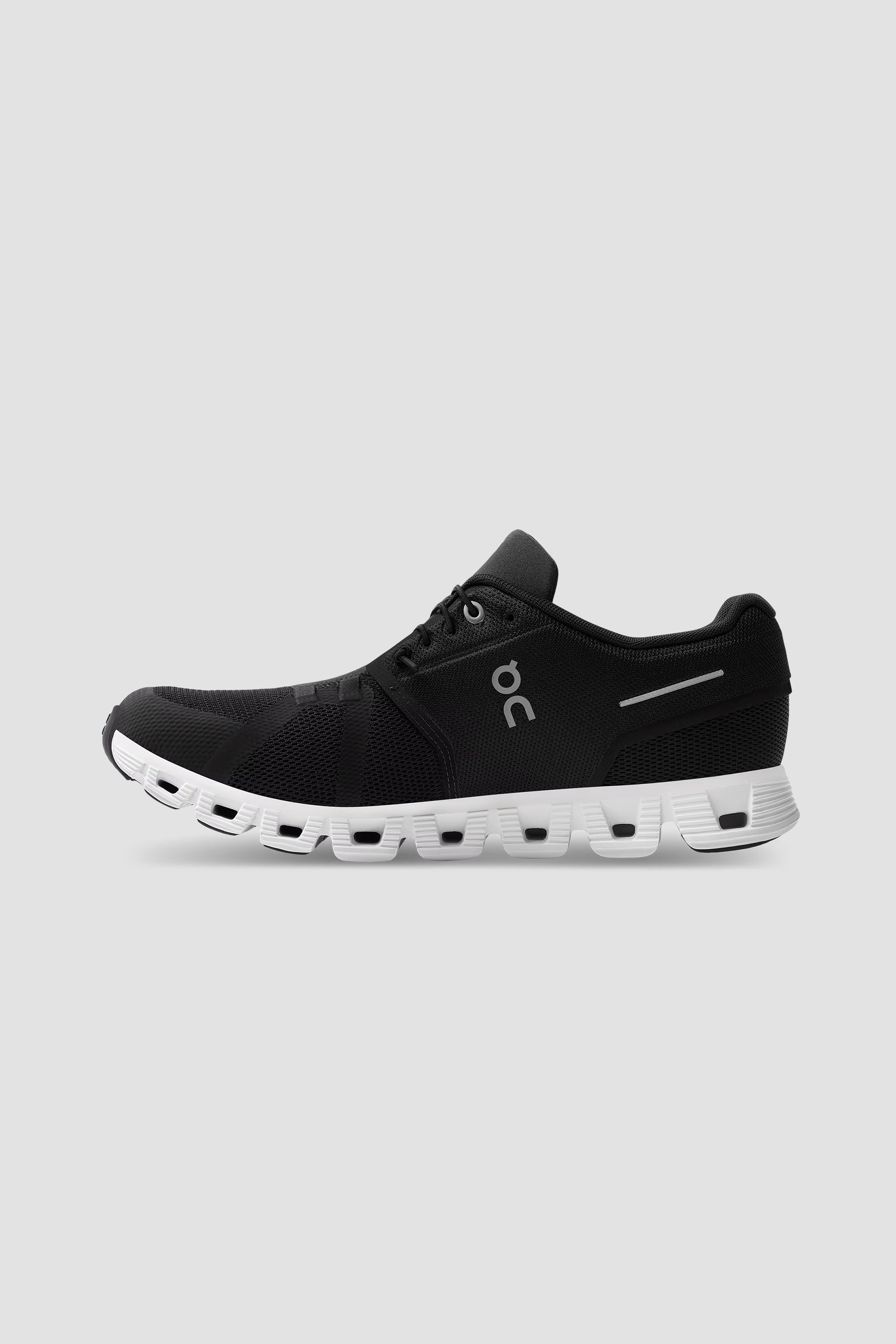 ON | Men's Cloud 5 in Black/White