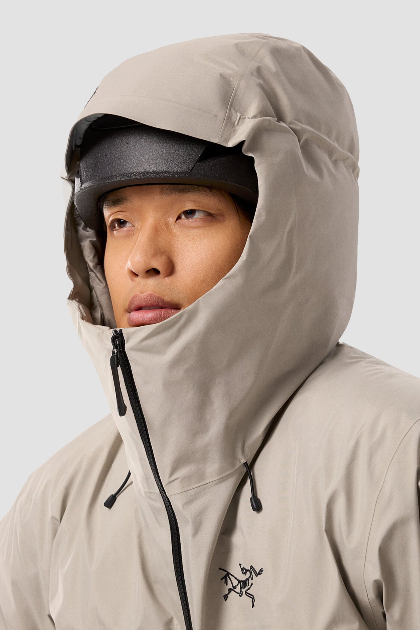 Arc'teryx Men's Beta Down Insulated Jacket in Rune/Black