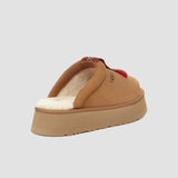 UGG Women's Tazzle in Chestnut