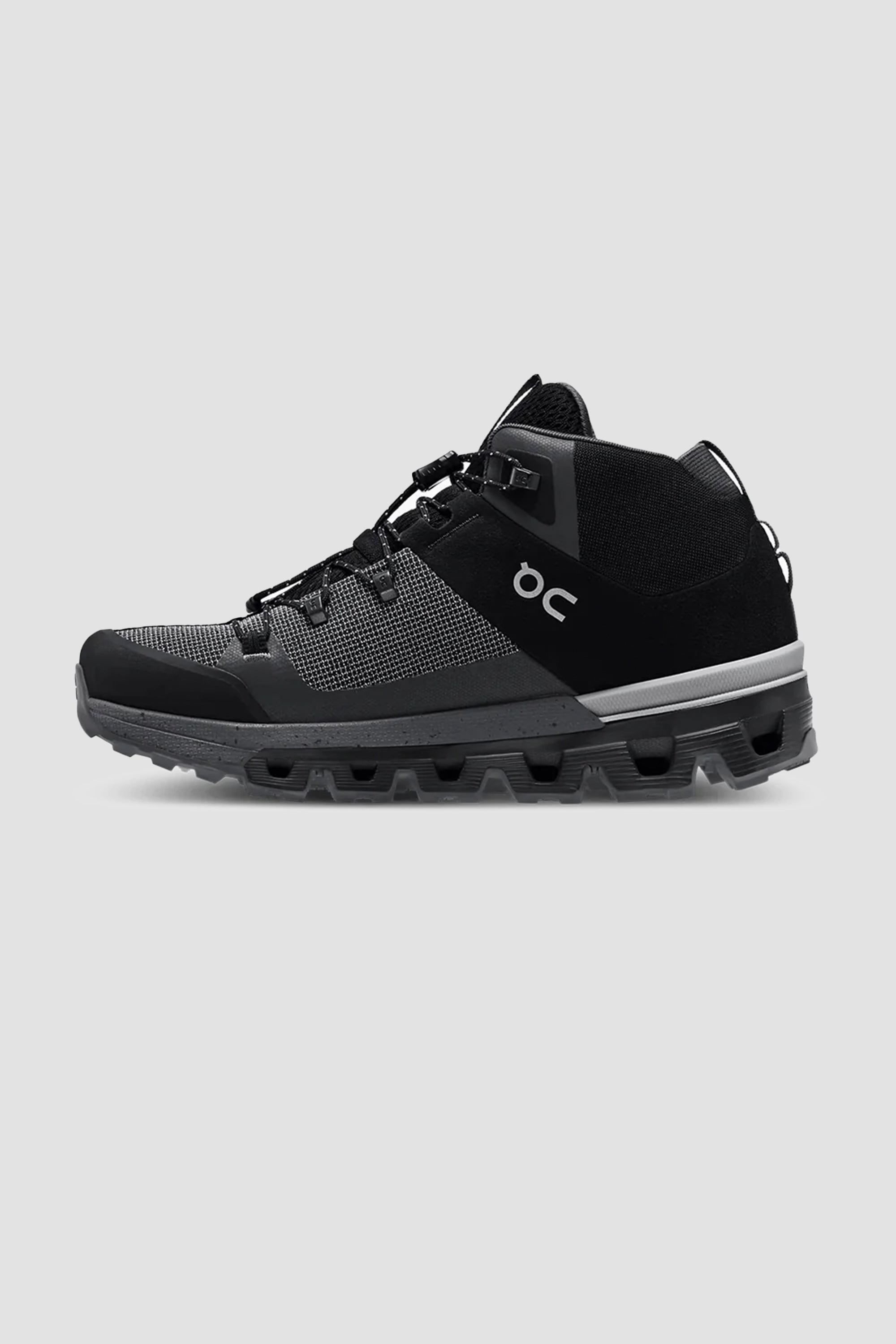 ON | Women's Cloudtrax in Black/Rock