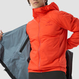 Arc'teryx Men's Atom Hoody in Solaris