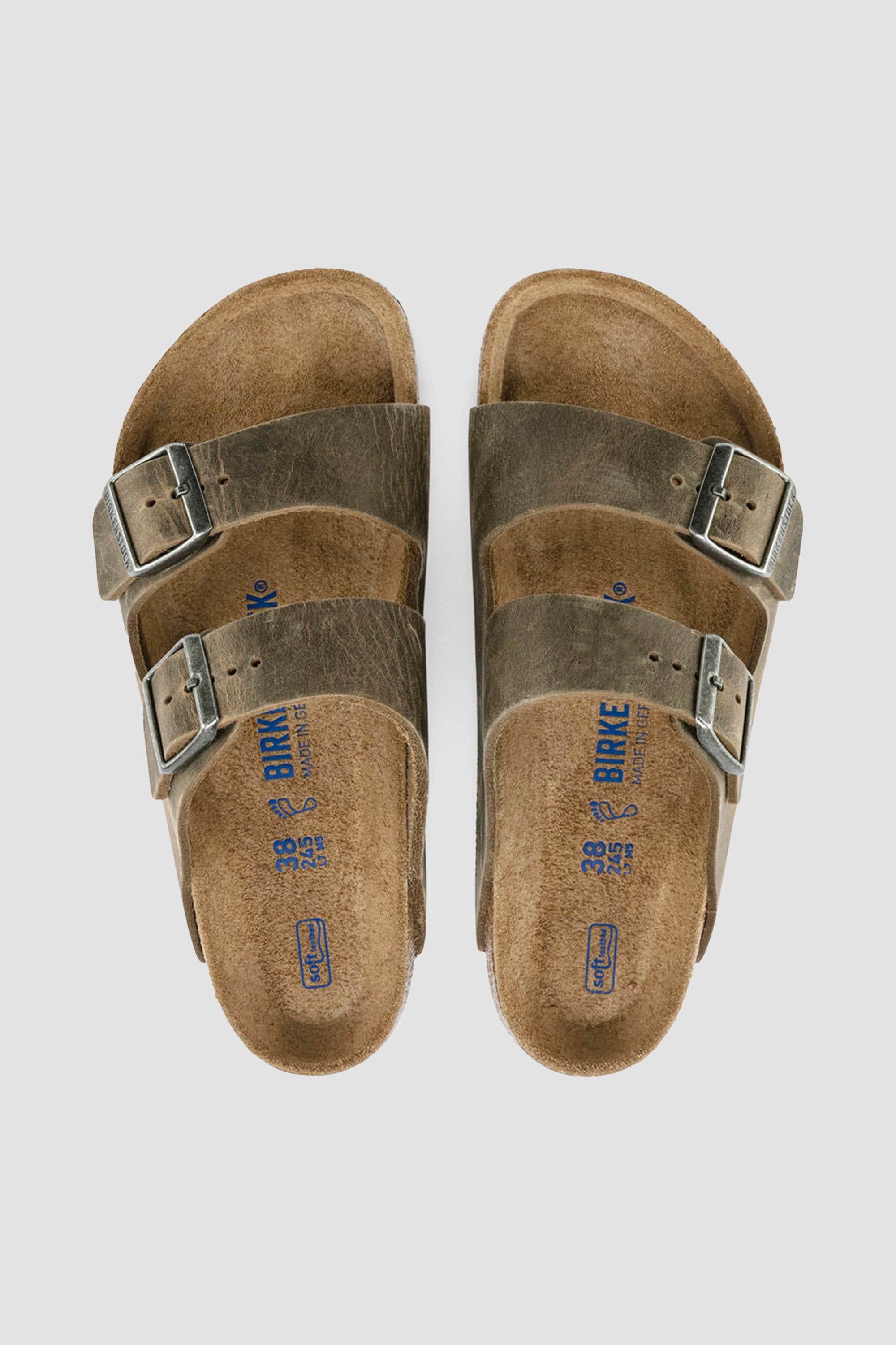 Birkenstock Unisex Arizona Soft Footbed Oiled Leather in Faded Khaki