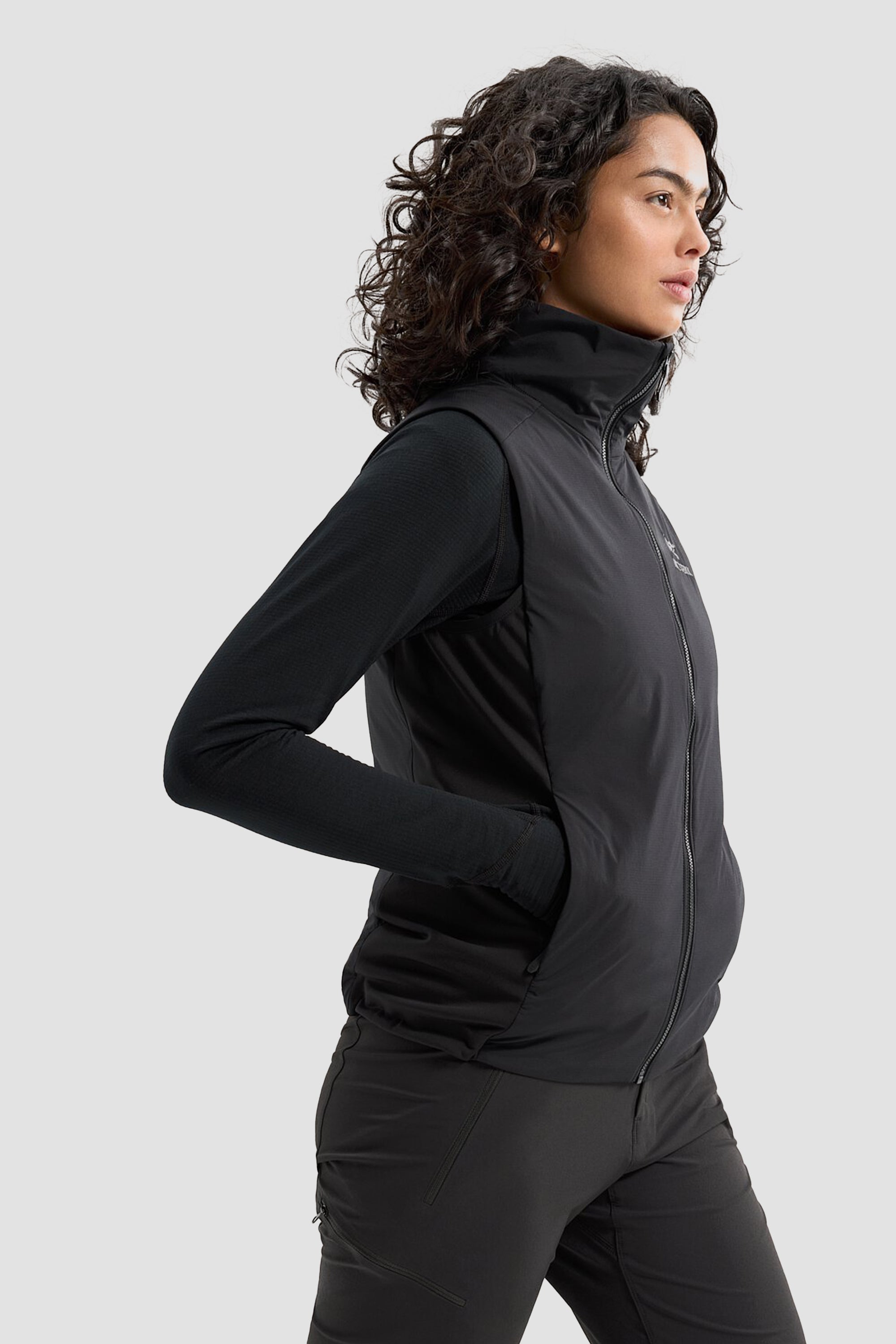 Gilet Atom pour femme d'Arc'teryx en noir