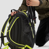 Arc'teryx Unisex Mantis 26 Backpack in Black/Euphoria