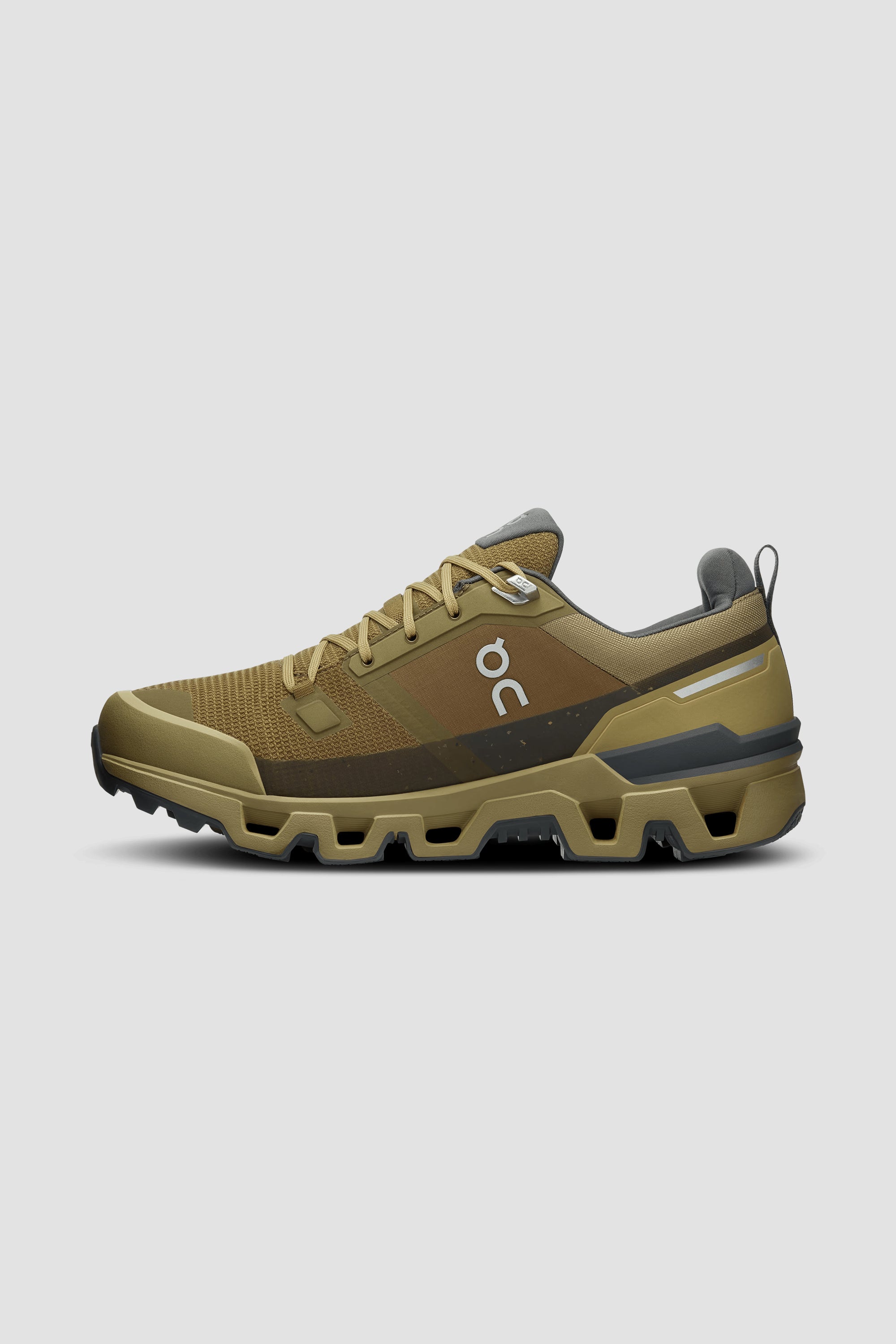 ON | Men's Cloudwander Waterproof in Hunter/Safari