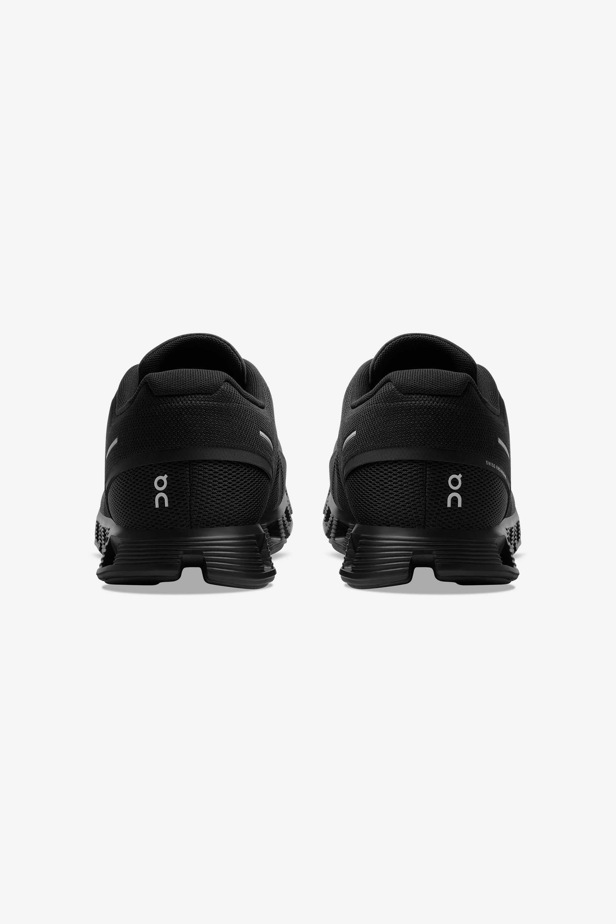 ON | Women's Cloud 5 in All Black